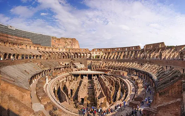 Vista esterna Colosseo