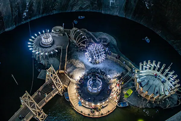 Lago subterrâneo Turda